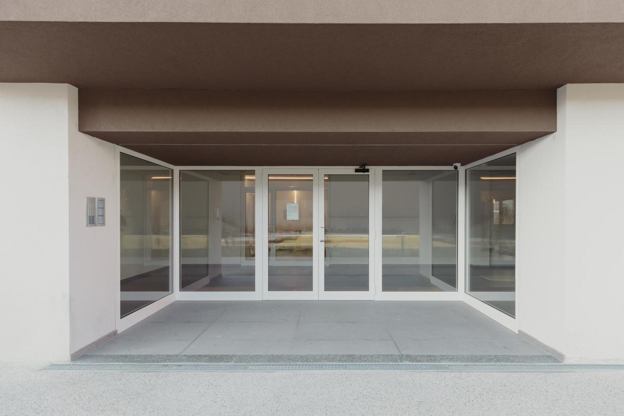 Gohost - Modern And Bright With Terrace And Balcony * Mailand