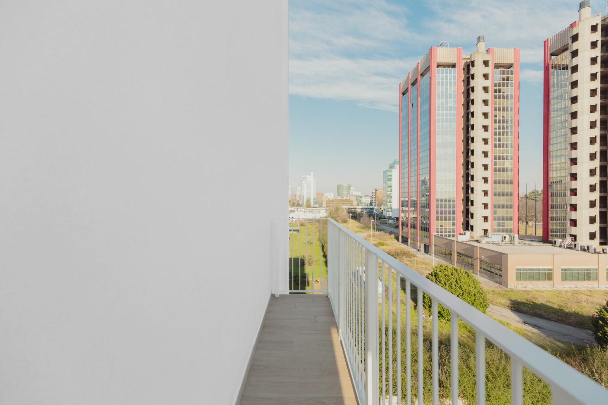 Apartment Gohost - Modern And Bright With Terrace And Balcony Mailand