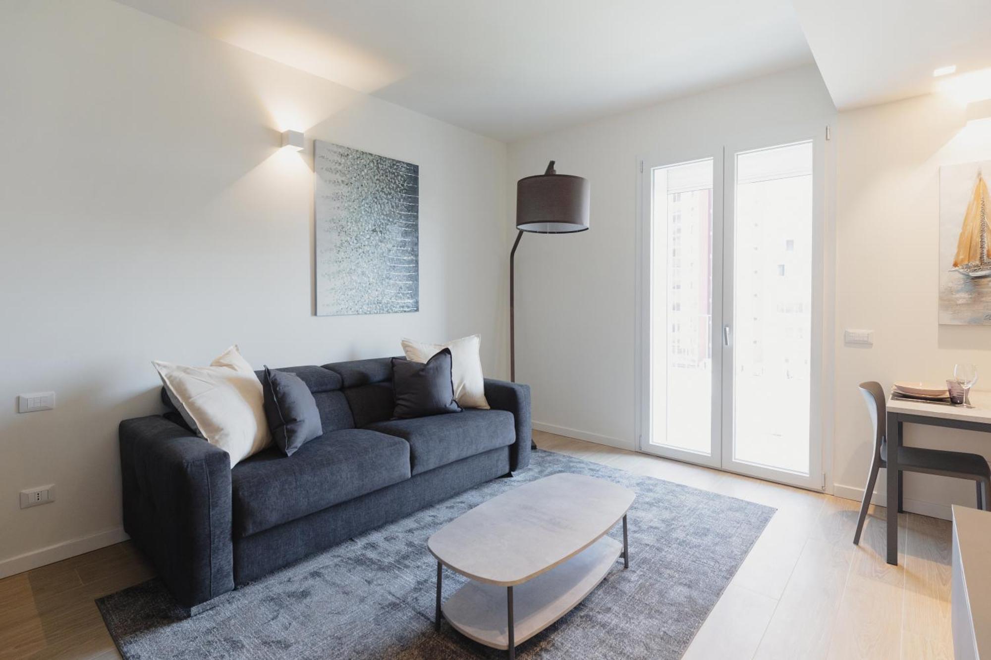 Gohost - Modern And Bright With Terrace And Balcony * Mailand