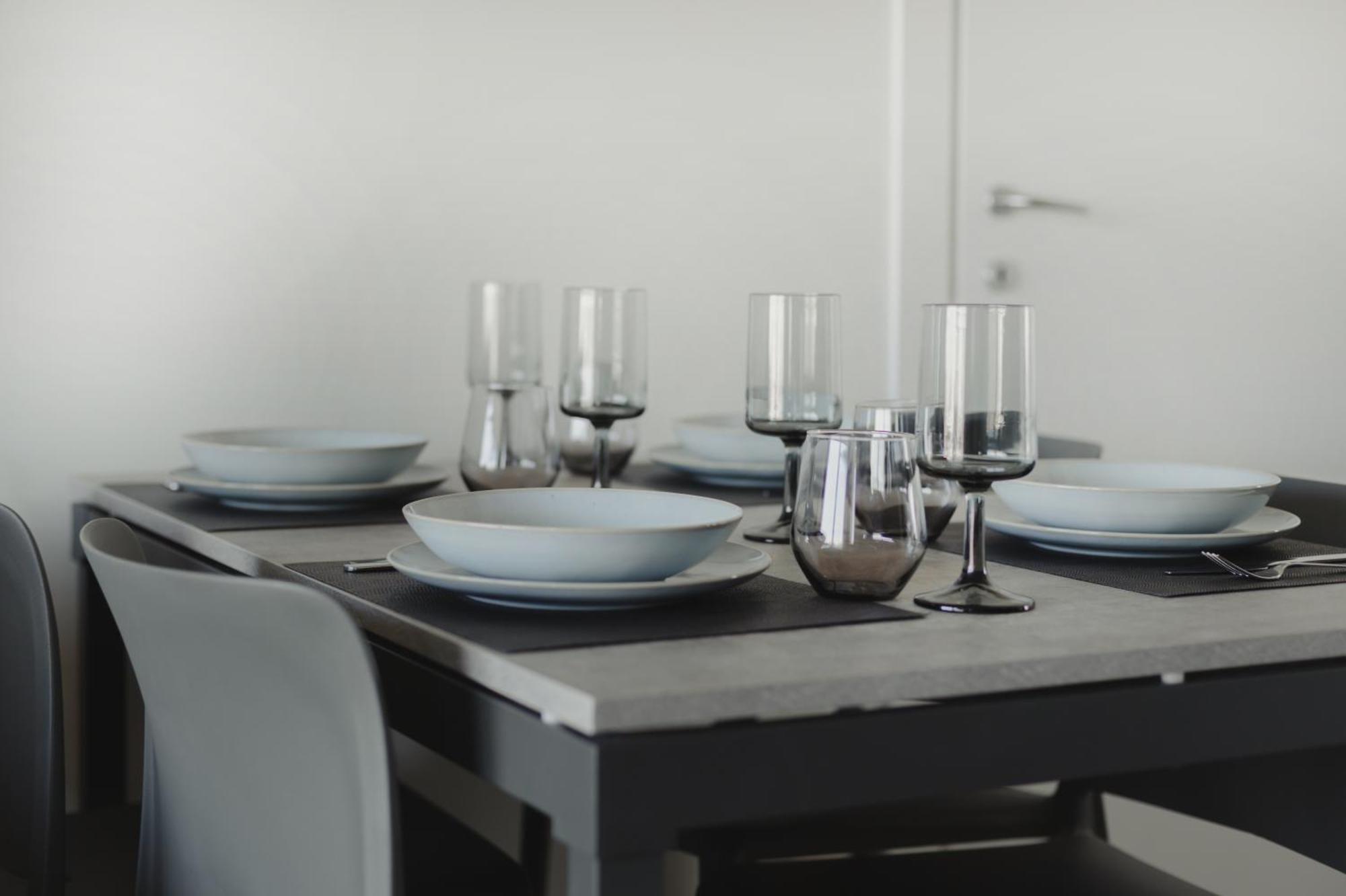 Gohost - Modern And Bright With Terrace And Balcony Appartamento *