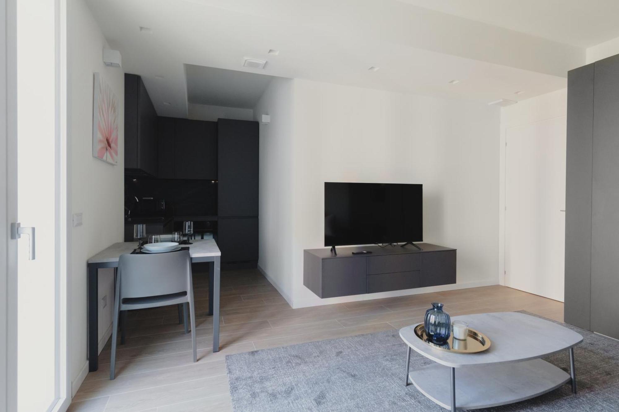 Gohost - Modern And Bright With Terrace And Balcony Milano