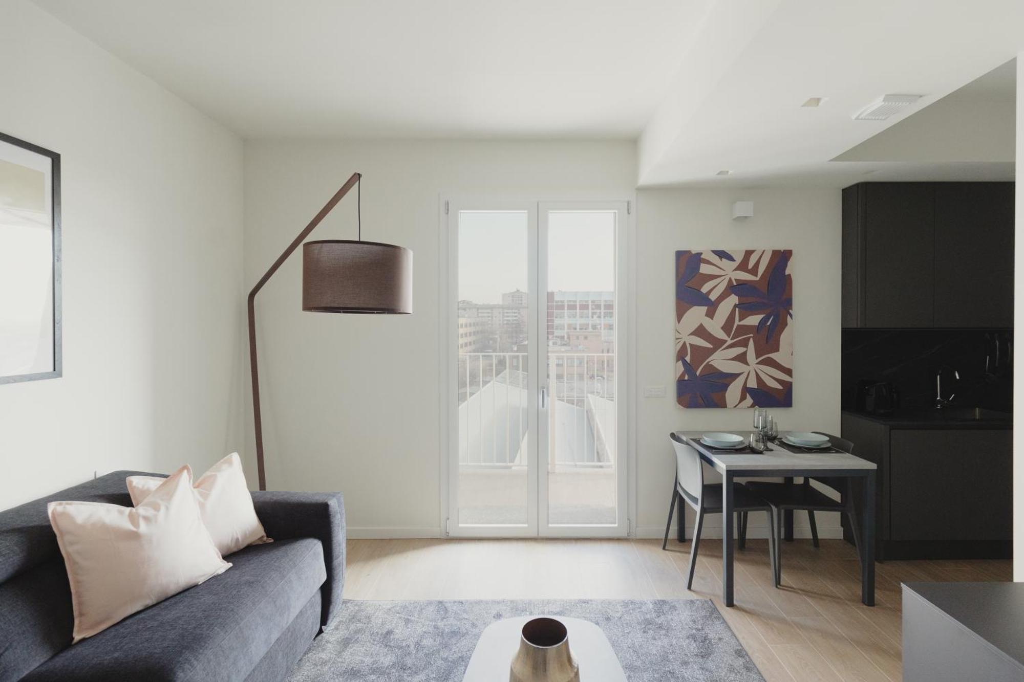 Gohost - Modern And Bright With Terrace And Balcony Appartamento