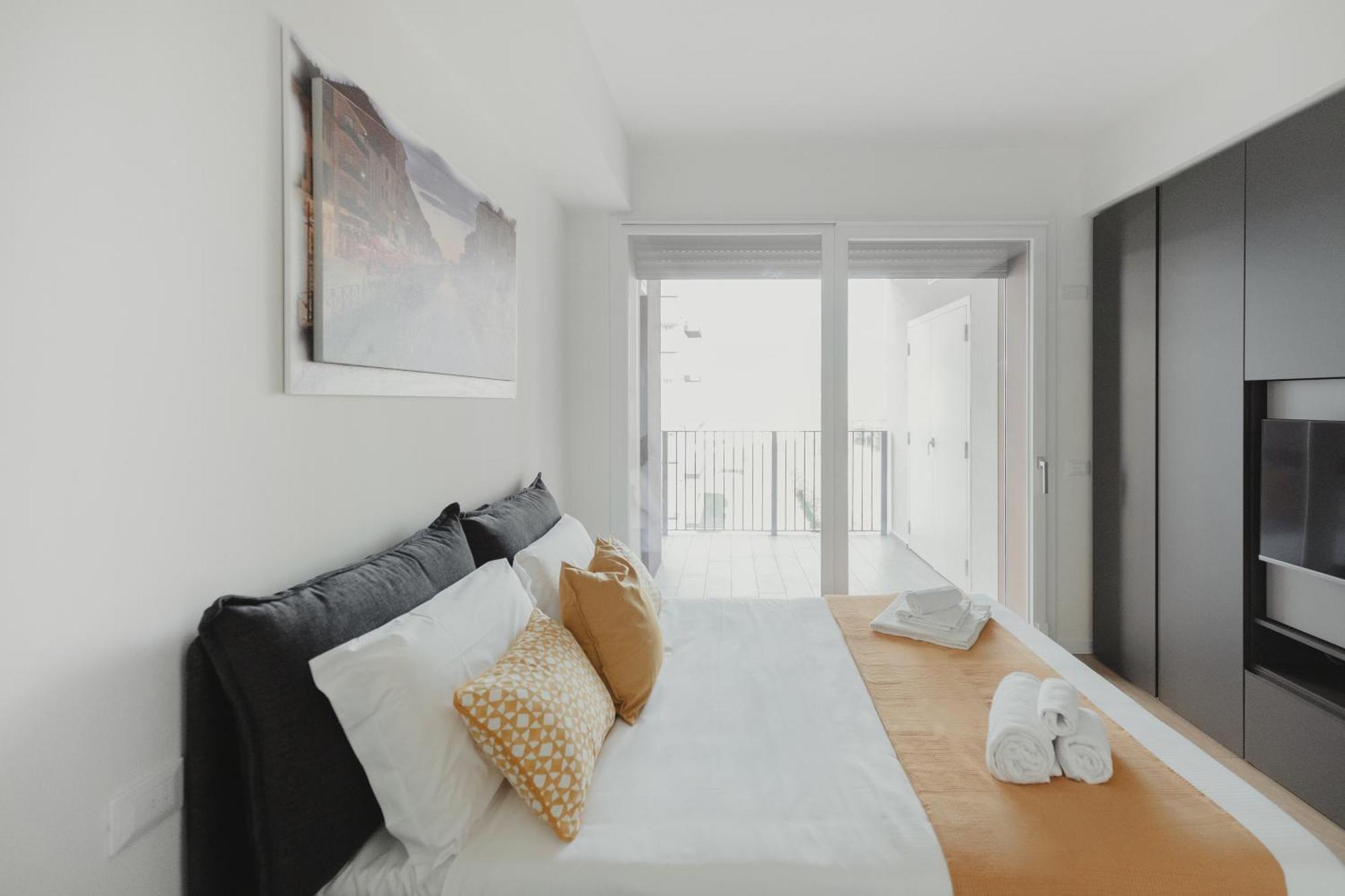 Gohost - Modern And Bright With Terrace And Balcony * Milano