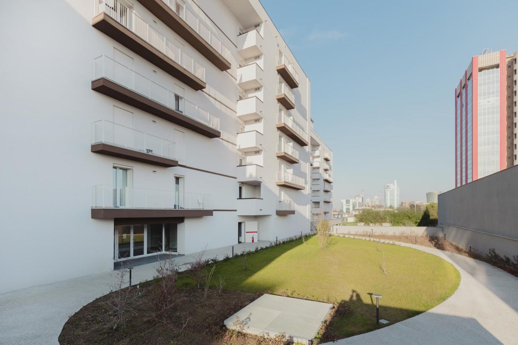 Gohost - Modern And Bright With Terrace And Balcony * Milano