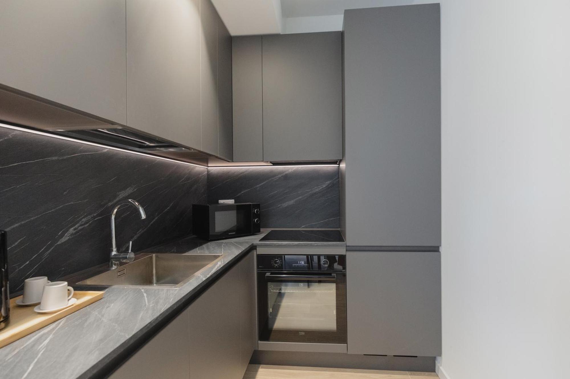 Gohost - Modern And Bright With Terrace And Balcony Milano